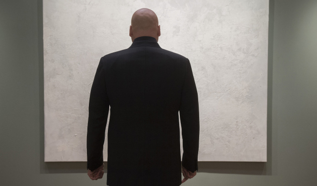 Photo: Barry Wetcher © 2014 Netflix, Inc